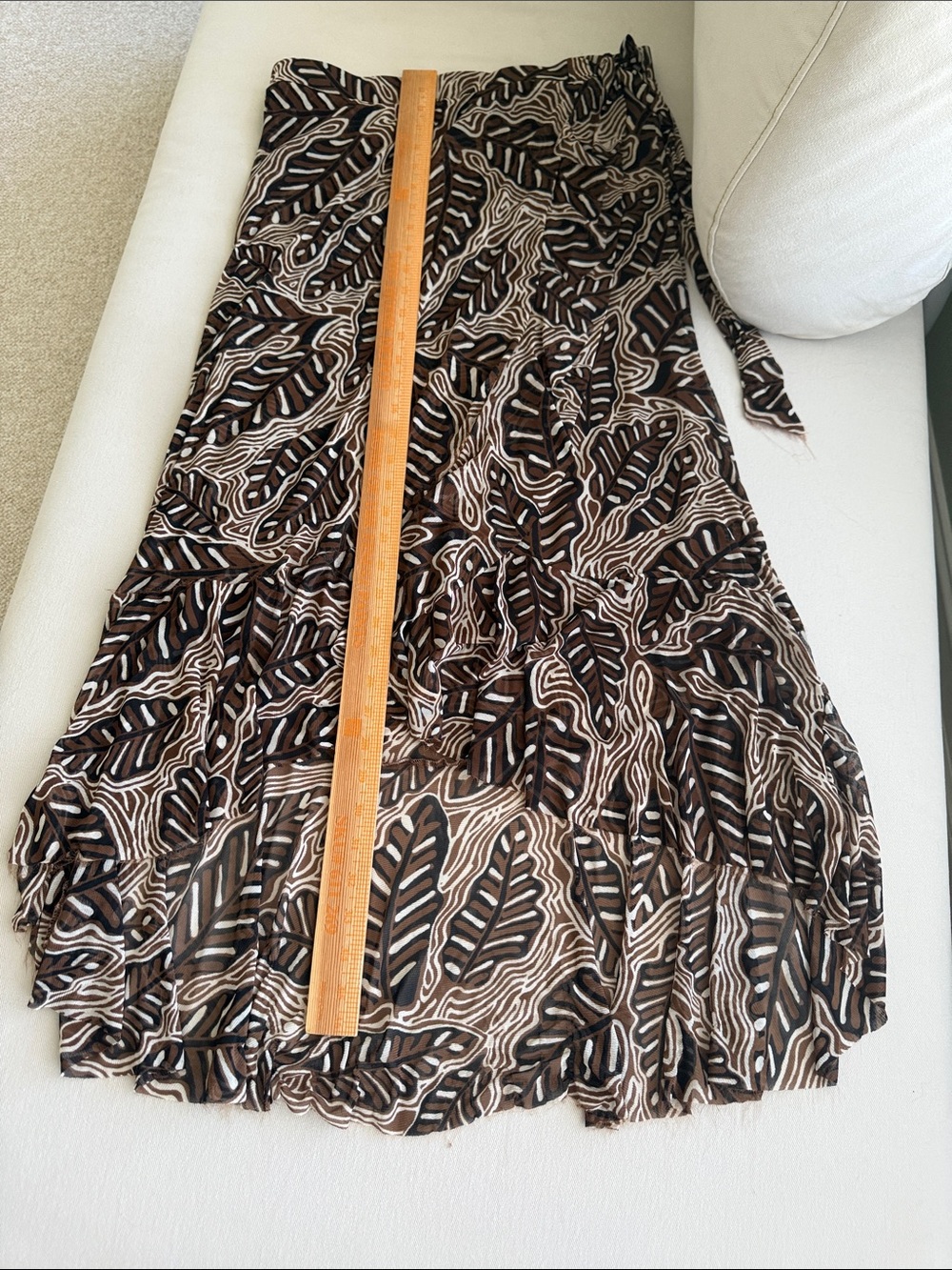 Jane and Delancey Brown and Cream top and skirt Leaf-Print size small - Picture 14 of 15